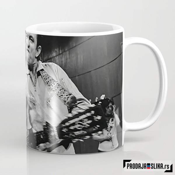 Džoni Keš srednji prst